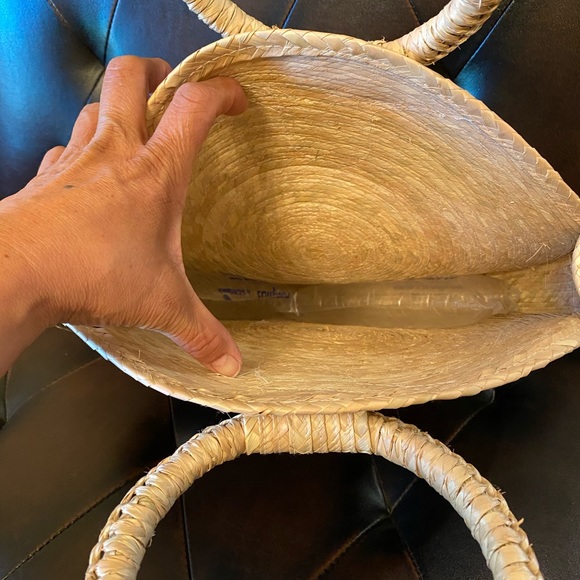 Purse - Picture 2 of 3